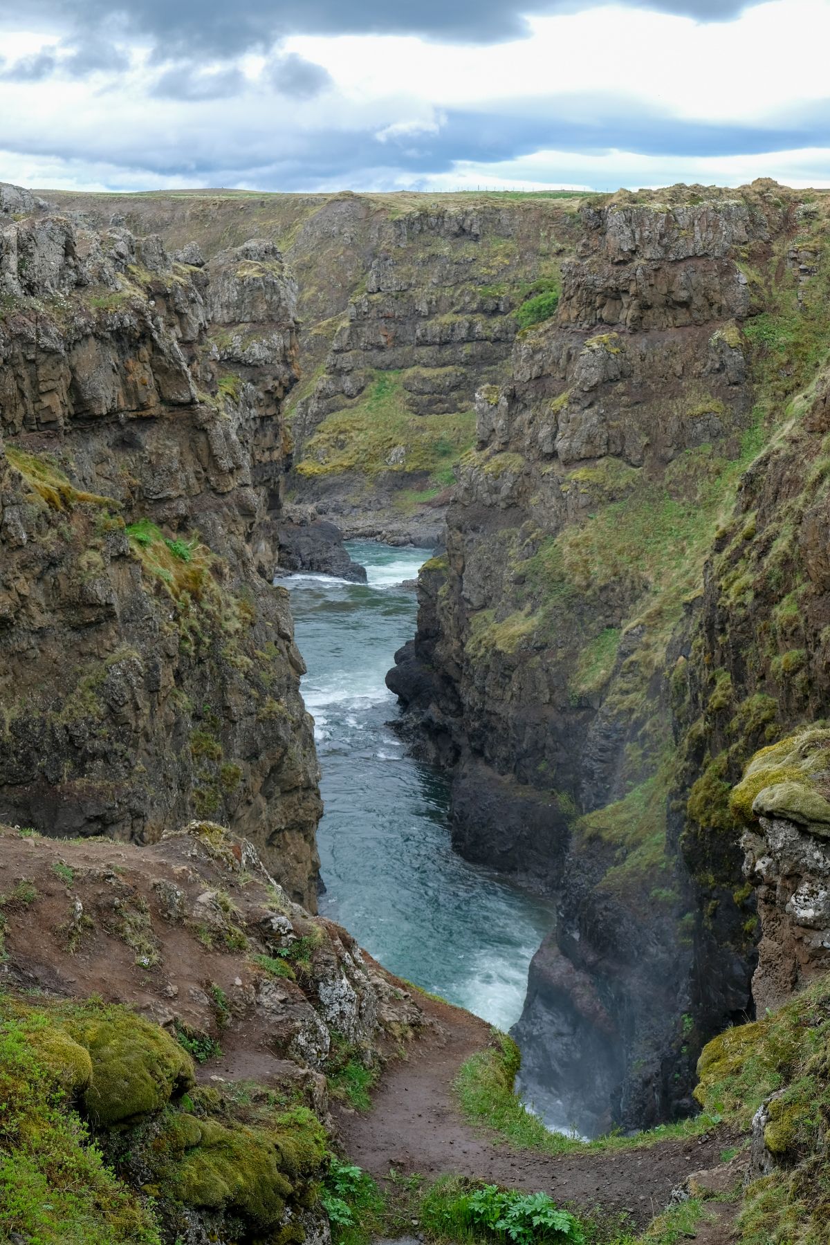 Kolugljúfur Canyon in IJsland
