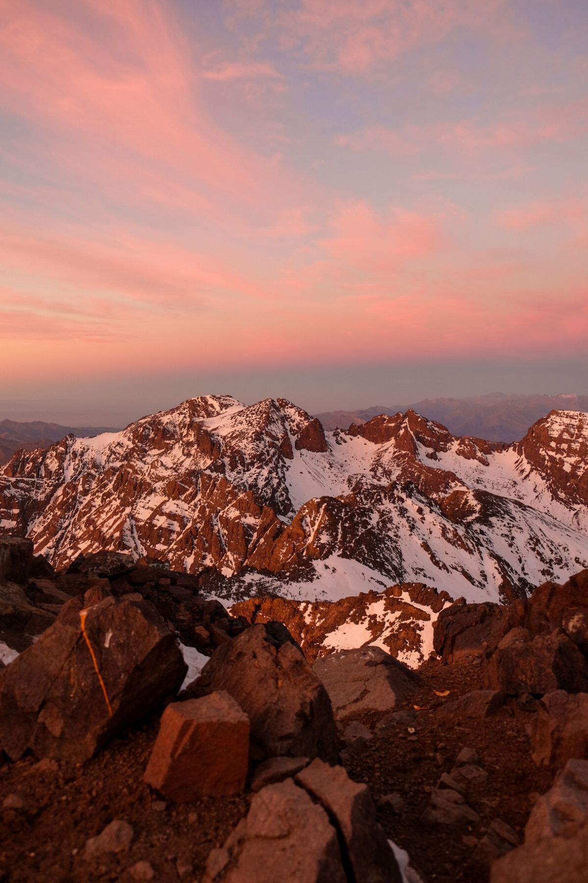 Zonsopgang op de top van Jebel Toubkal