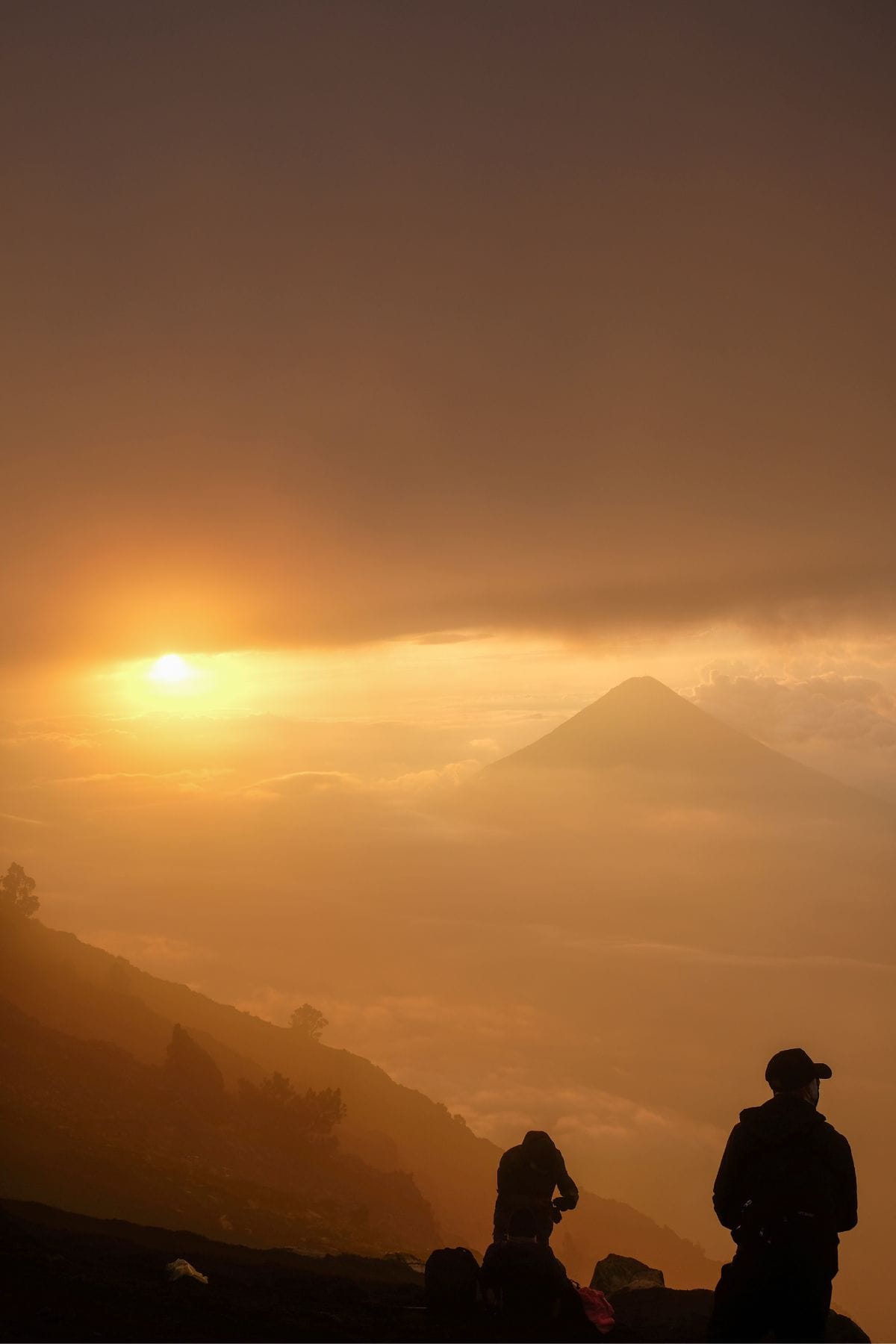 Zonsopgang Acatenango vulkaan in Guatemala